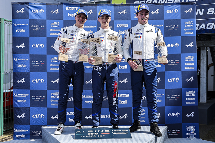 ALPINE ELF EUROPA CUP MAGNY-COURS COUP DOUBLE POUR ENZO GERACI 2 Alpine Elef Europa Cup Magny cours (2)