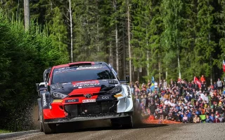 RALLYE DE FINLANDE UN VENDREDI NOIR POUR TOYOTA GAZOO RACING ET ROVANPERA