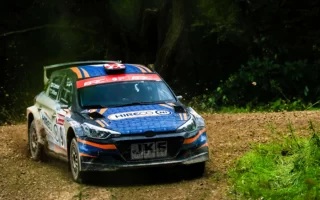 Fourmaux scelle le titre de champion britannique des rallyes avec la victoire du Yorkshire 6 Carmichael s’assure le titre en national