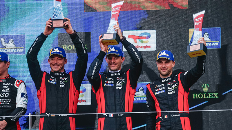CINQUIEME TITRE MONDIAL CONSECUTIF POUR TOYOTA GAZOO RACING EN HYPERCAR 2 Kévin Estre (France), André Lotterer (Allemagne) et le Belge Laurens Vanthoor