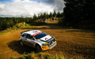Fourmaux scelle le titre de champion britannique des rallyes avec la victoire du Yorkshire 5 Pearson s’est assuré la deuxième place