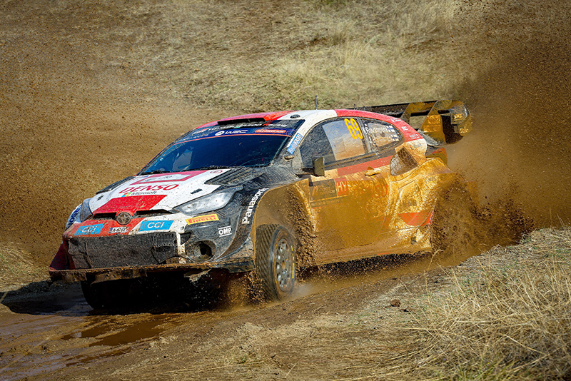 RALLYE DE L'ACROPOLE THIERRY NEUVILLE LEADER DEVANT SEBASTIEN OGIER 2 Voiture 69 (Kalle Rovanperä, Jonne Halttunen)