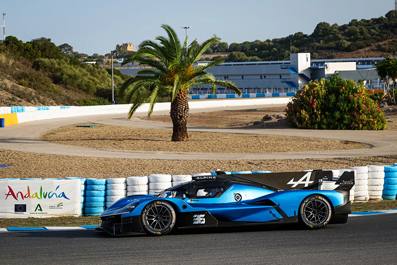 L'ALPINE A424 DES TESTS D'ENDURANCE SOUS UNE METEO CAPRICIEUSE 2 Alpine A 424 essai à Jerez Espagne (1)