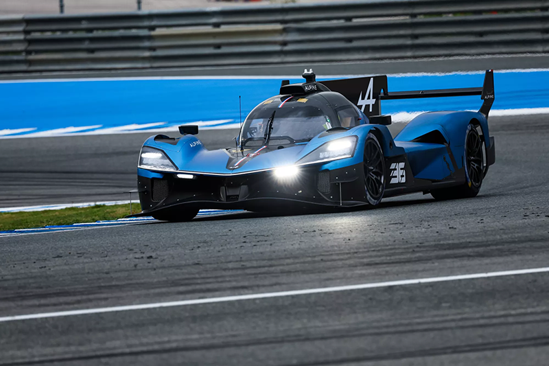 L'ALPINE A424 DES TESTS D'ENDURANCE SOUS UNE METEO CAPRICIEUSE 1 Alpine A 424 essai à Jerez Espagne (2)