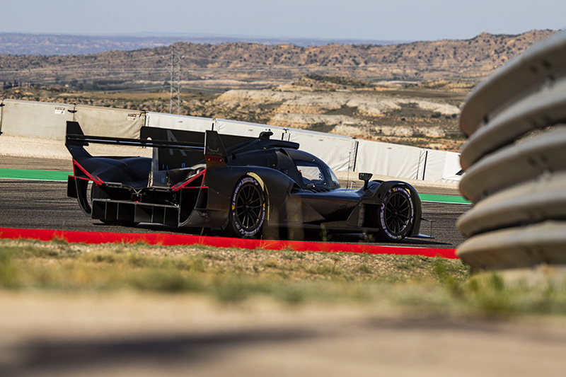 ALPINE A424 POURSUIT SON DEVELOPPEMENT AU MOTORLAND ARAGON 2 Alpine_A424_essais_sur_le_circuit_Motorland_a_Aragon_Espagne (1)