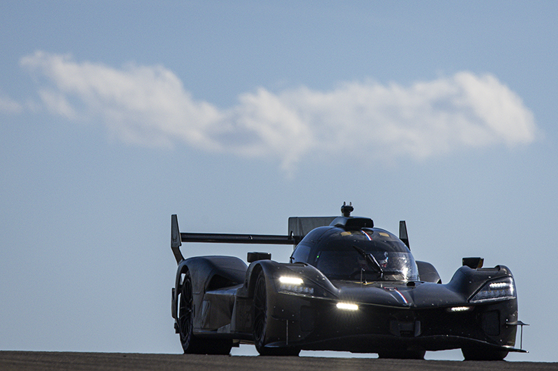 ALPINE A424 POURSUIT SON DEVELOPPEMENT AU MOTORLAND ARAGON 1 Alpine_A424_essais_sur_le_circuit_Motorland_a_Aragon_Espagne