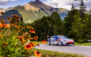8 HEURES DE  BAHREIN DOUBLE ET TITRE DE CHAMPION DU MONDE DES PILOTES DE POUR TOYOTA  GAZOO RACING