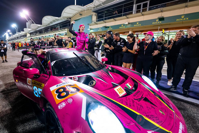 8 HEURES DE BAHREIN DOUBLE ET TITRE DE CHAMPION DU MONDE DES PILOTES DE POUR TOYOTA GAZOO RACING 2 iron dames