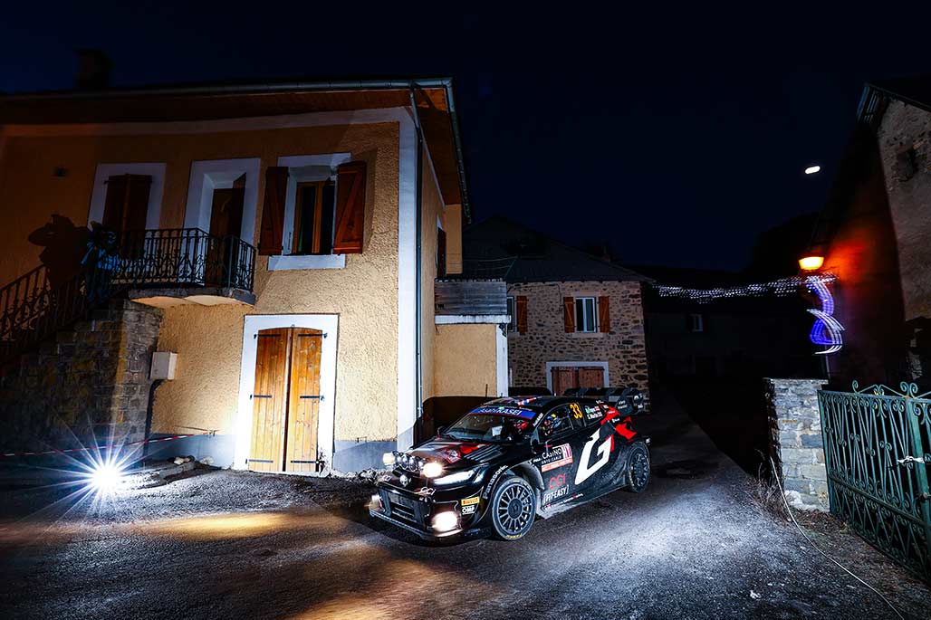 Voiture 33 (Elfyn Evans, Scott Martin)
