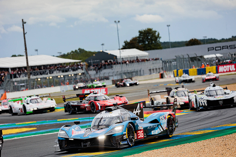 24 Heures du Mans : Alpine, cruelle désillusion mais avenir prometteur 4 De belles promesses entre les larmes pour Alpine au Mans5