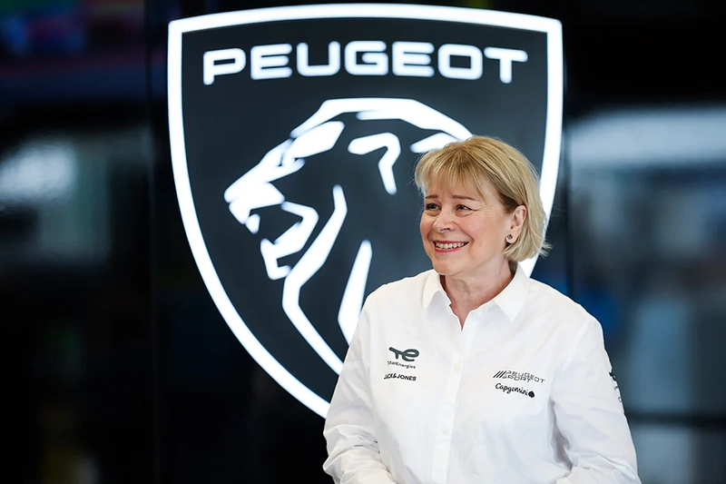 24 Heures du Mans : Le Team Peugeot TotalEnergies face à l'immense défi d'une course mythique 2 Linda Jackson