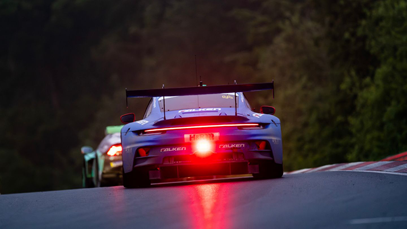 Porsche 911 GT3 R, Falken Motorsports (#44), Joel Eriksson (S), Tim Heinemann (D), Nico Menzel (D), Martin Ragginger (A),