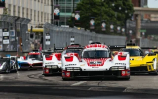Brouillard sur le Nürburgring: Le Red Bull Team ABT se contente de la 5ème place
