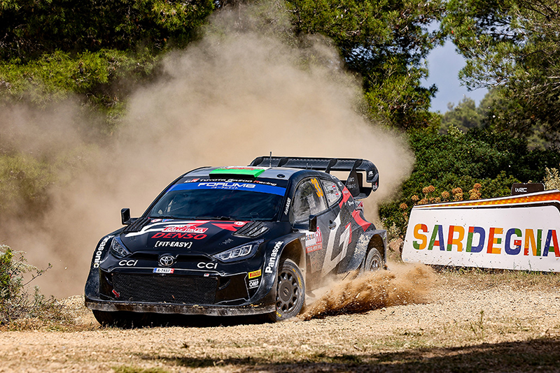 Voiture 33 (Elfyn Evans, Scott Martin)