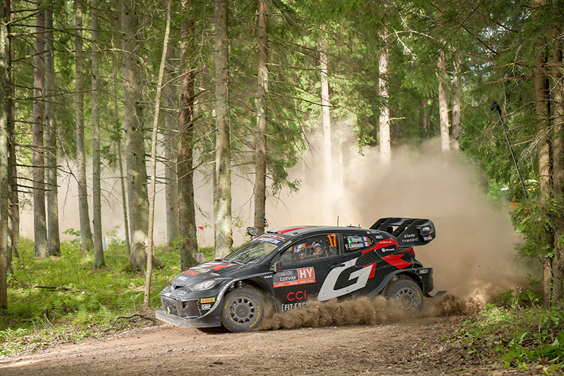 Voiture 17 (Sébastien Ogier, Scott Martin)
