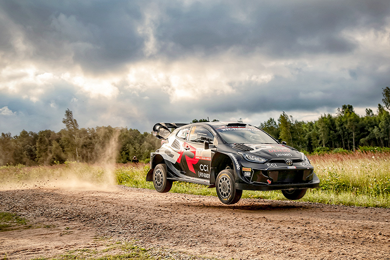 KALLE ROVANPERA PREMIER LEADER DU RALLYE DE LETTONIE 4 Voiture 18 (Takamoto Katsuta, Aaron Johnston)