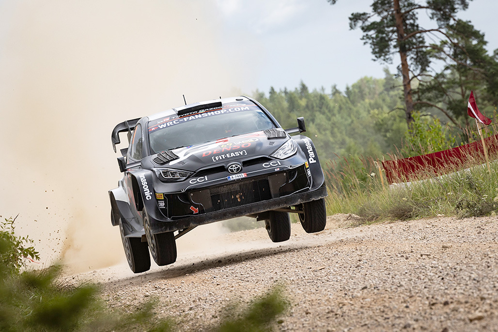 Rallye de Lettonie: TOYOTA GAZOO Racing met la pression sur ses adversaires 2 Voiture-69-Kalle-Rovanpera-Jonne-Halttunen