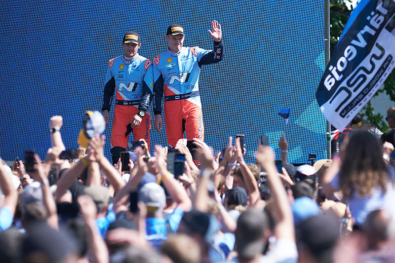 podium Tanack