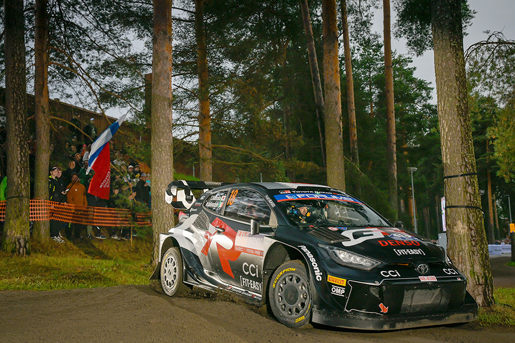 WRC: 5 voitures, 1 objectif : la victoire pour Toyota en Finlande ! 6 Voiture 18 (Takamoto Katsuta, Aaron Johnston)