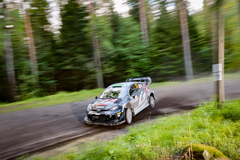 Dernier tour de piste : Ogier décroche la victoire en Finlande, Neuville termine deuxième. 4 Voiture 33 (Elfyn Evans, Scott Martin)