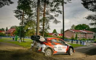 WRC: 5 voitures, 1 objectif : la victoire pour Toyota en Finlande ! 4 Voiture 69 Kalle Rovanpera Jonne Halttunen