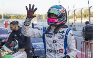La lutte acharnée à Fuji tourne à l&rsquo;avantage de  Porsche Penske