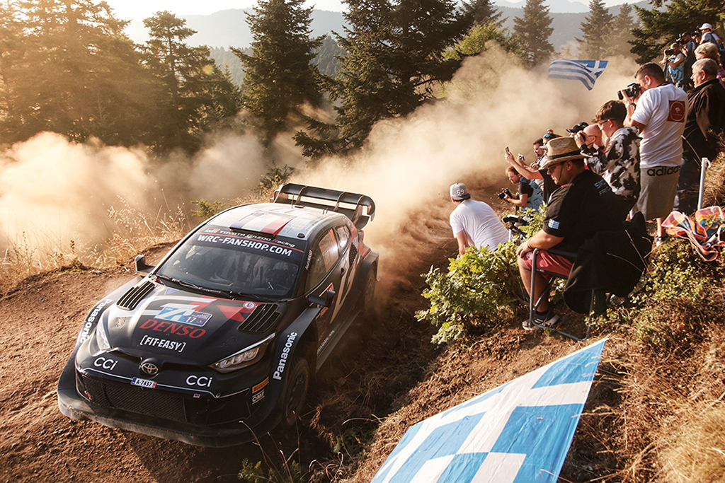 L'Acropole met Toyota Gazoo à rude épreuve 3 Voiture 17 (Sébastien Ogier, Vincent Landais) copie