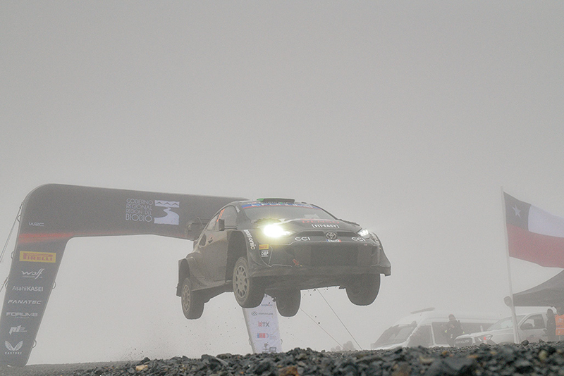 Rovanperä et Evans : Le duo de choc de TOYOTA GAZOO Racing signe un doublé au Chili. 2 Voiture 33 (Elfyn Evans, Scott Martin)