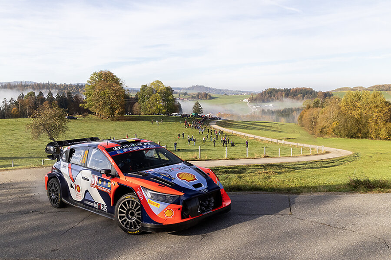 WRC Dernier virage pour Toyota : le titre constructeur en ligne de mire 2 Thierry Neuville