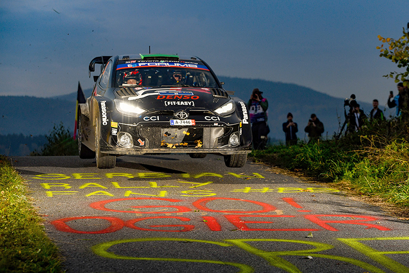 Neuville intouchable : Le Belge domine le Rallye d'Europe Centrale et se rapproche du titre 2 Voiture 33 (Elfyn Evans, Scott Martin)