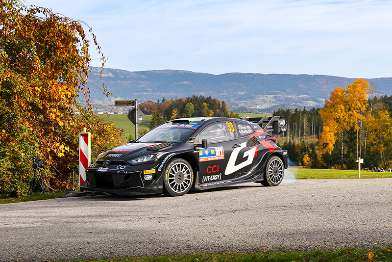 WRC : Tänak s'impose en Europe Centrale et se rapproche de Neuville au championnat 4 Voiture 33 (Elfyn Evans, Scott Martin)