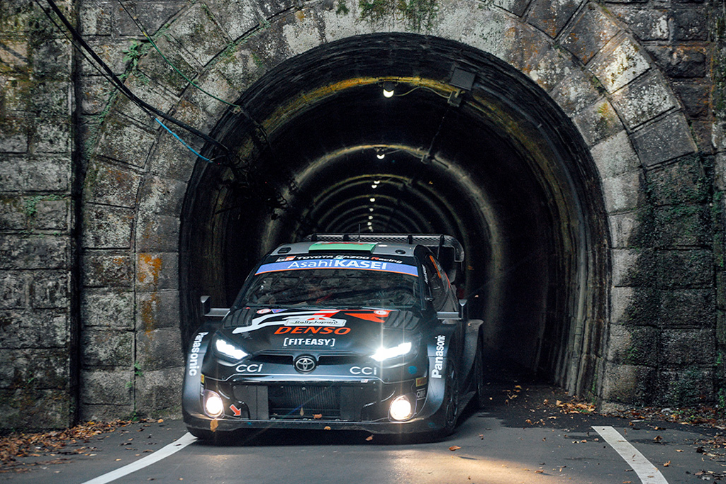 Voiture 33 (Elfyn Evans, Scott Martin)