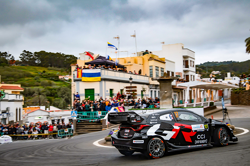TOYOTA GAZOO Racing domine le Rally Islas Canarias, Rovanperä solide leader 4 Voiture 17 (Sébastien Ogier, Vincent Landais)