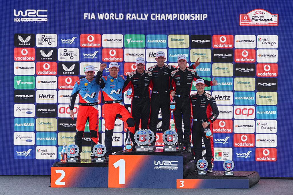Portugal : Sébastien Ogier et Toyota, un duo de choc qui continue de briller. 6 Cérémonie du podium