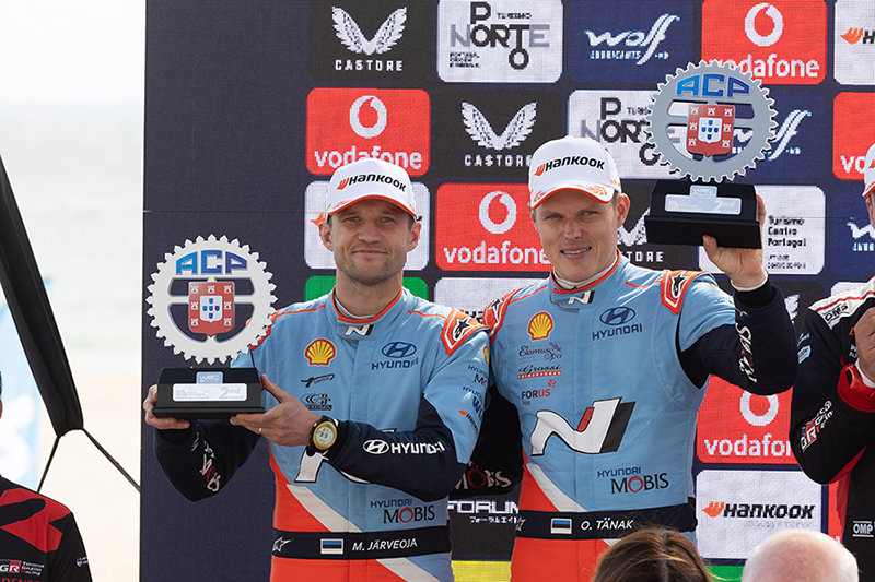 Portugal : Sébastien Ogier et Toyota, un duo de choc qui continue de briller. 2 Ott Tanack podium