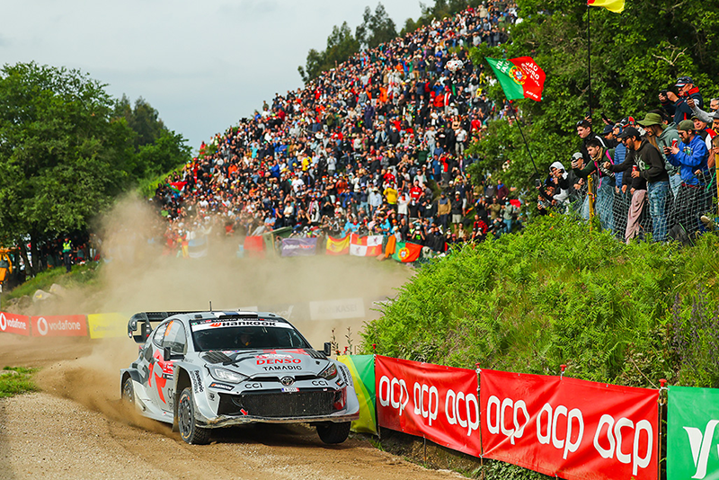 Portugal : Sébastien Ogier et Toyota, un duo de choc qui continue de briller. 3 Voiture 33 (Elfyn Evans, Scott Martin)