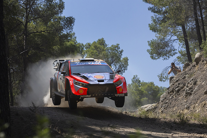 0tt Tanack remporte l'Acropolis Rally devant S. Ogier et A. Fourmaux 1 Ott Tanack