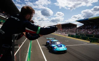 24 Heures du Mans 2025 : Ferrari, une Légende Écrite dans les Annales 5 Porsche 911 GT3 R Manthey 90
