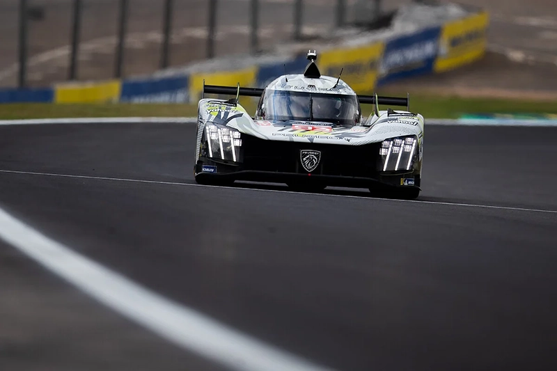 Choc au WEC : Cadillac débloque son compteur à Interlagos avec une victoire dominante ! 2 Peugeot