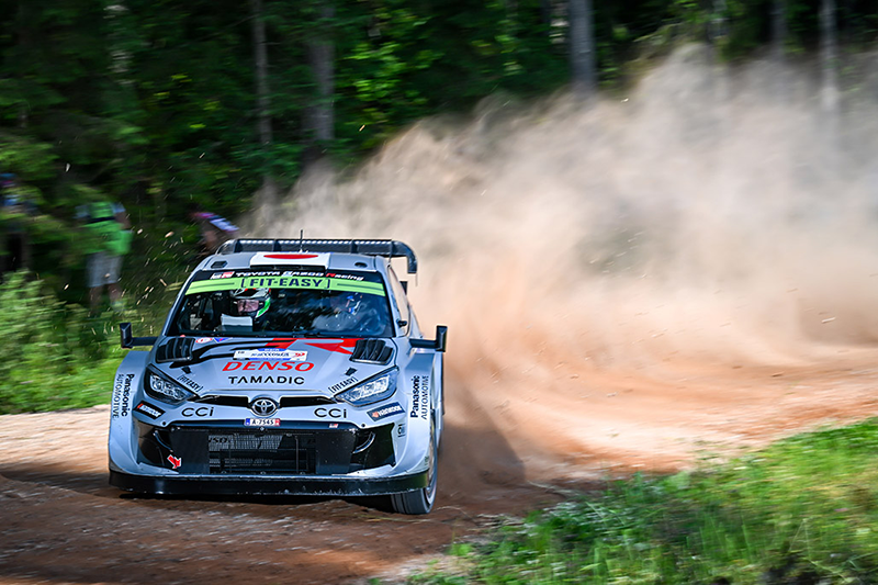 Rallye d'Estonie: Thierry Neuville prend les rênes de l'épreuve 4 Voiture 18 (Takamoto Katsuta, Aaron Johnston)