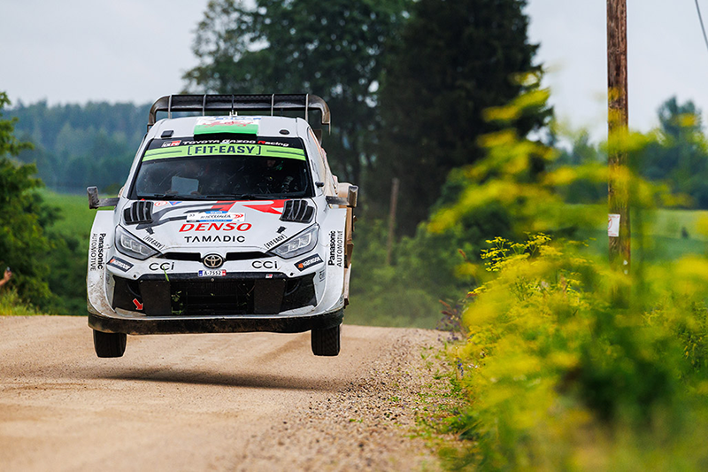 Triomphe : Solberg et Toyota, une 100e victoire légendaire en WRC ! 2 Voiture 33 (Elfyn Evans, Scott Martin)