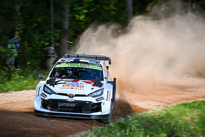 Rallye d'Estonie: Thierry Neuville prend les rênes de l'épreuve 5 Voiture 5 (Sami Pajari, Marko Salminen)