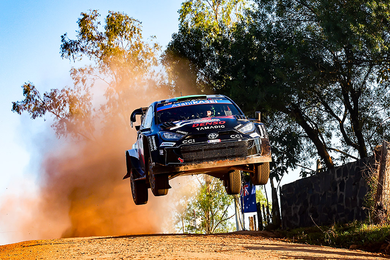Rallye du Paraguay : Rovanperä prend les commandes, Fourmaux piégé par une crevaison 2 Voiture 33 (Elfyn Evans, Scott Martin)