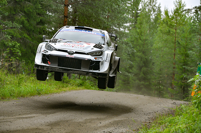 L'éclatante conquête du Rallye de Finlande par TOYOTA GAZOO Racing : les cinq étoiles s'envolent. 3 Voiture 5 (Sami Pajari, Marko Salminen)