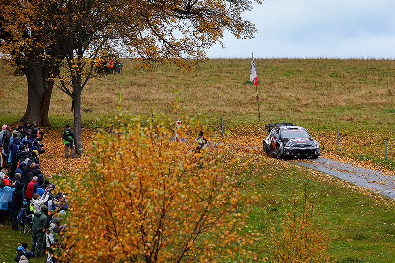 Rallye d'Europe Centrale : Rovanperä s'envole en tête après l'abandon choc d'Ogier 2 Voiture 17 (Sébastien Ogier, Vincent Landais)