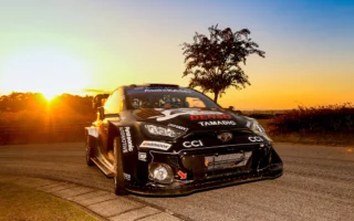 À domicile, TOYOTA GAZOO Racing prend le contrôle : Rovanperä en leader