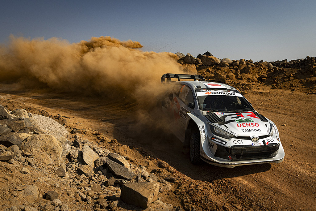 Sébastien Ogier aux portes d’un nouveau sacre WRC : plus que trois spéciales 10 Voiture 18 (Takamoto Katsuta, Aaron Johnston)