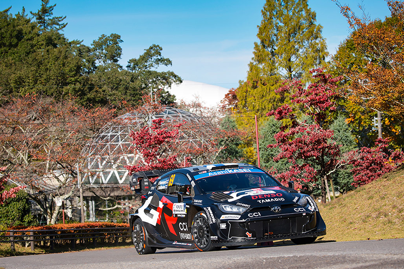 À domicile, TOYOTA GAZOO Racing prend le contrôle : Rovanperä en leader 2 Voiture 69 (Kalle Rovanperä, Jonne Halttunen