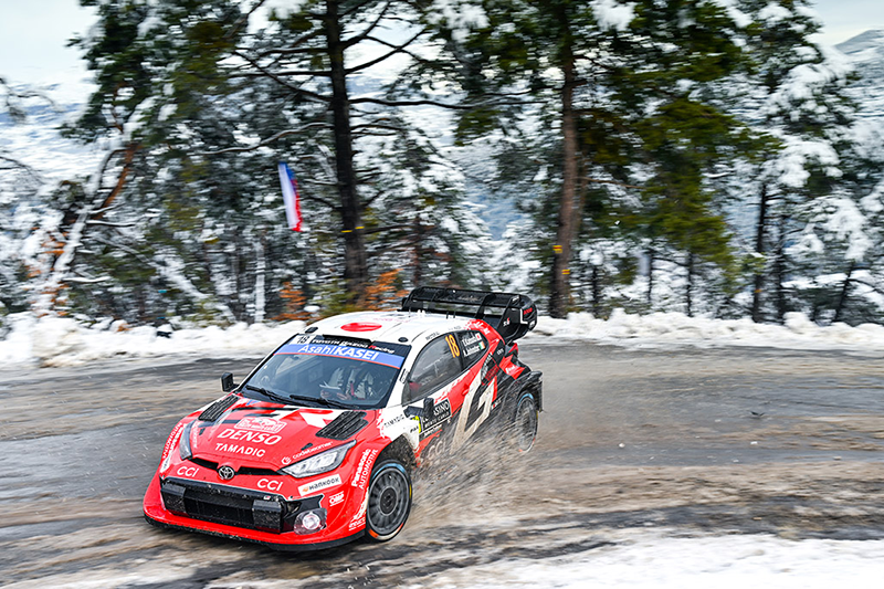 Rallye Monte-Carlo : Oliver Solberg défie les éléments et mène Toyota vers Monaco 5 Voiture 18 (Takamoto Katsuta, Aaron Johnston)