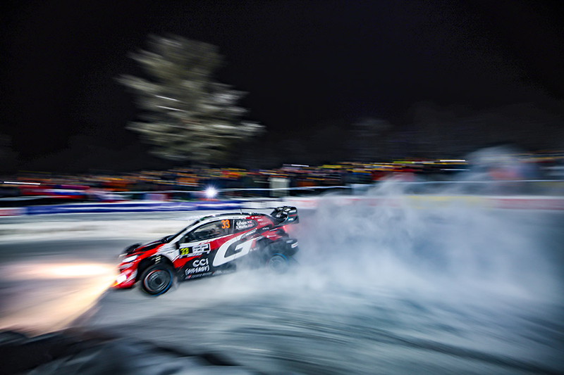 Elfyn Evans en spéciale nocturne lors du Rallye de Suède 2026 au volant de la Toyota GR Yaris Rally1 elfyn-evans-rallye-suede-2026-toyota.jpg